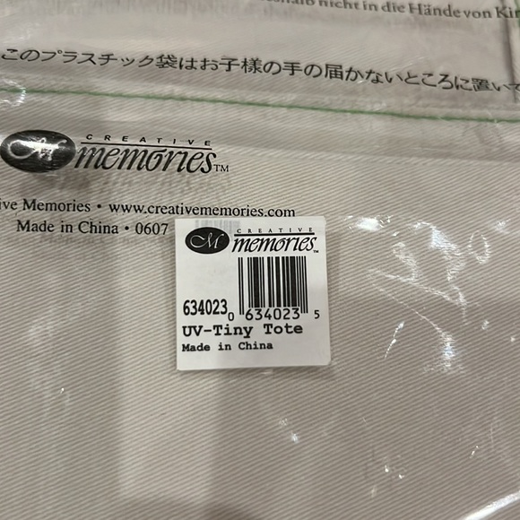 New - Creative Memories Tiny Tote - Picture 2 of 3